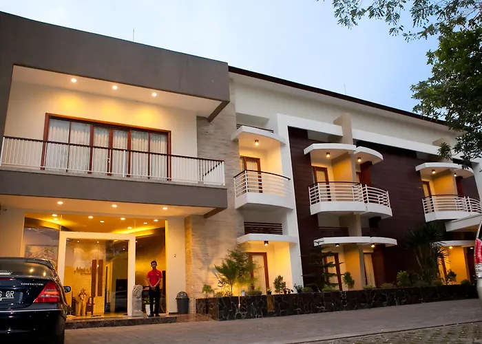 Nat Nat Homestay Malang